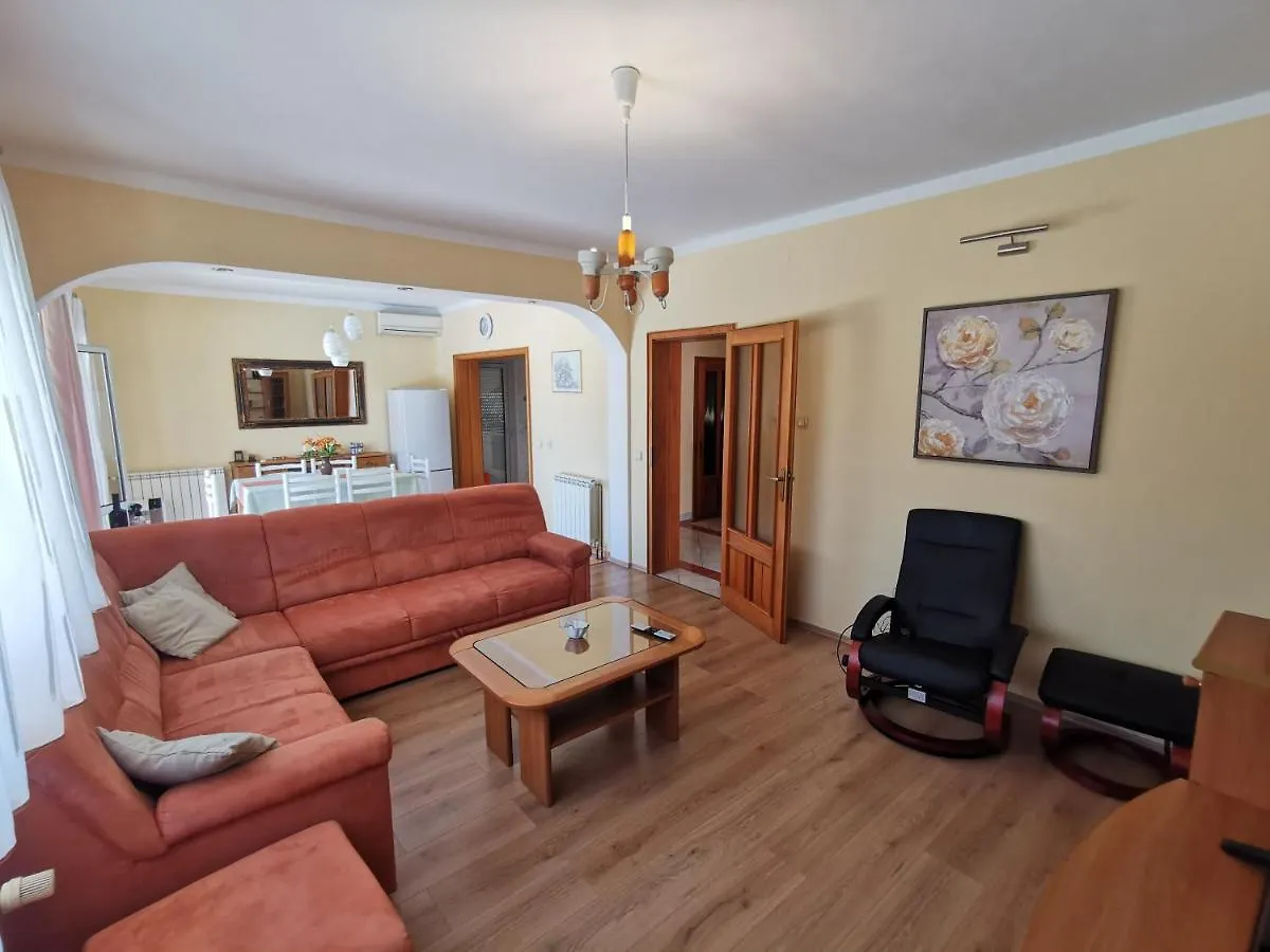 Villa Maja Grizane-Belgrad